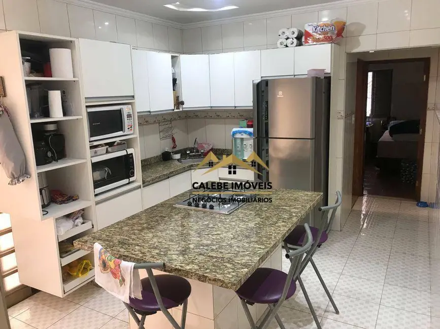 Casa com 2 quartos à venda, 150m2 em Vila Doutor Laurindo, Tatui - SP - imagem 4 Foto 4 de Casa com 2 quartos à venda, 150m2 em Vila Doutor Laurindo, Tatui - SP