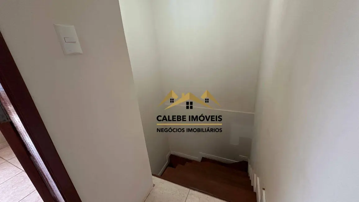 Foto 4 de Sobrado com 3 quartos à venda, 132m2 em Tatui - SP