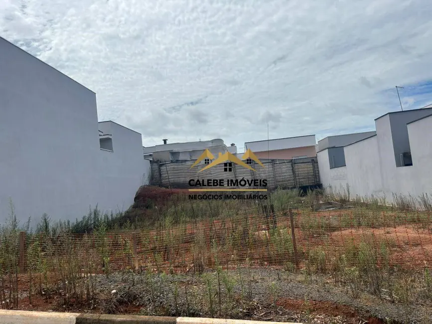 Foto 1 de Terreno / Lote à venda, 202m2 em Jardim Lírio, Tatui - SP