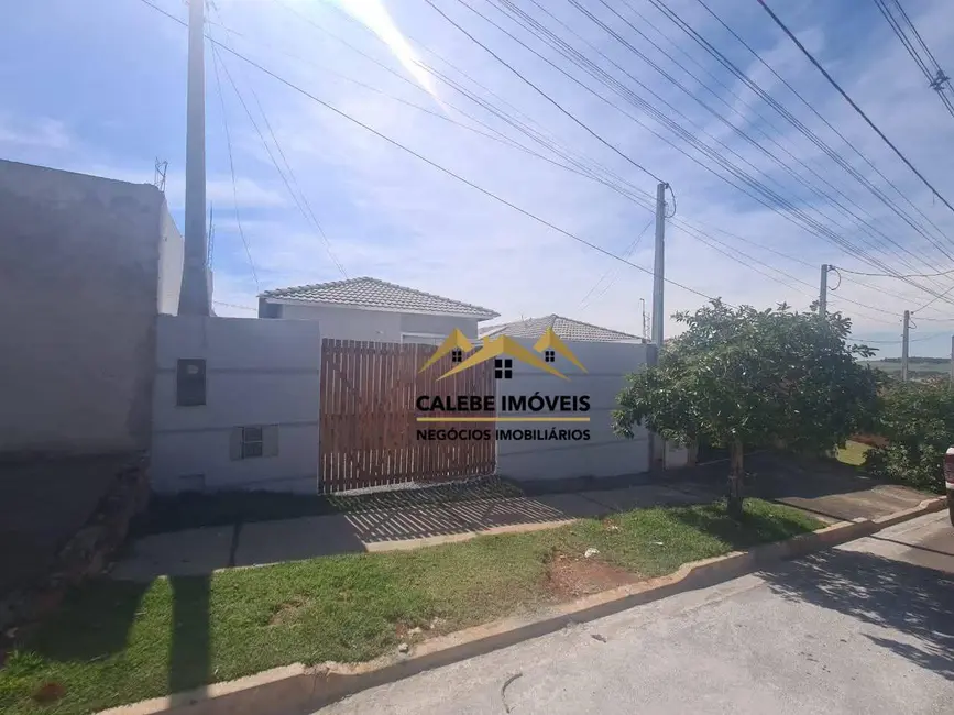 Foto 1 de Casa com 2 quartos à venda, 176m2 em Tatui - SP