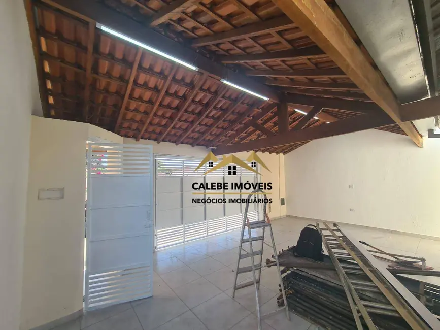 Foto 5 de Casa com 2 quartos à venda, 176m2 em Tatui - SP