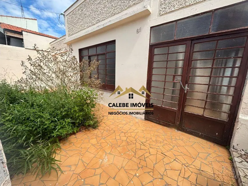 Foto 3 de Casa com 5 quartos à venda, 224m2 em Chácara Junqueira, Tatui - SP