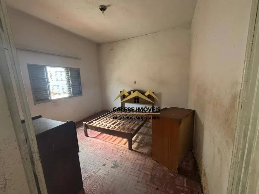 Foto 6 de Casa com 2 quartos à venda, 140m2 em Centro, Tatui - SP