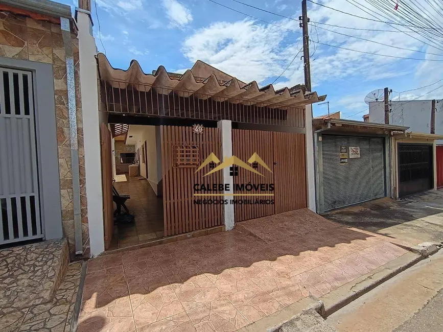 Foto 2 de Casa com 3 quartos à venda, 125m2 em Vila Esperança, Tatui - SP