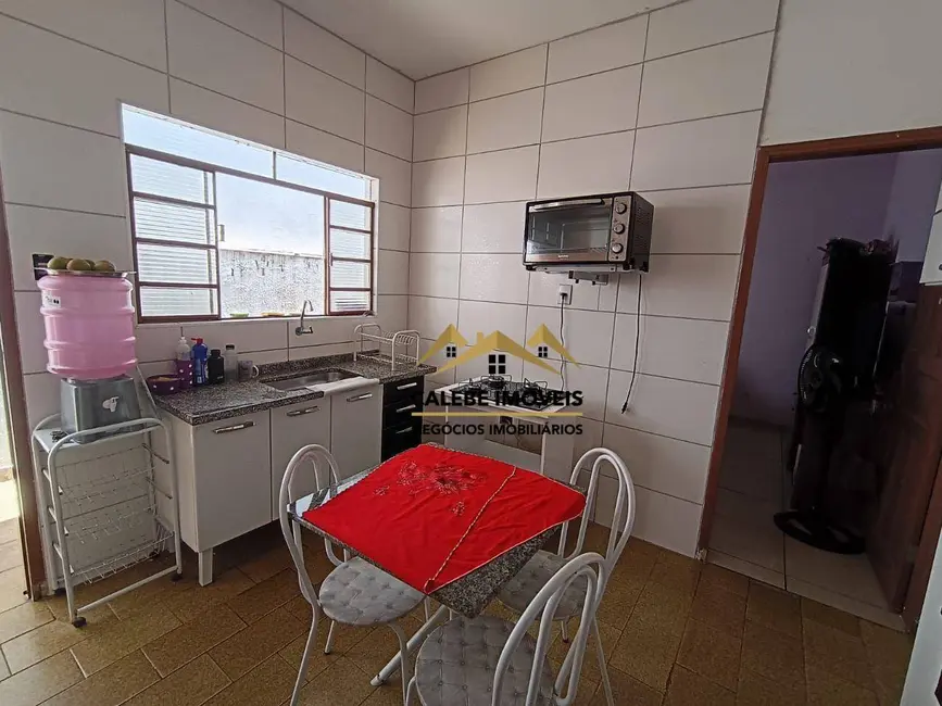Foto 9 de Casa com 3 quartos à venda, 125m2 em Vila Esperança, Tatui - SP
