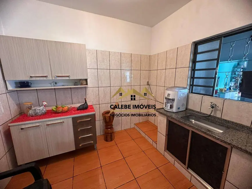 Foto 8 de Casa com 2 quartos à venda, 200m2 em Parque Marajoara, Tatui - SP