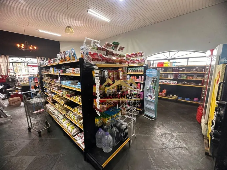 Foto 3 de Loja à venda, 200m2 em Loteamento Modena, Tatui - SP