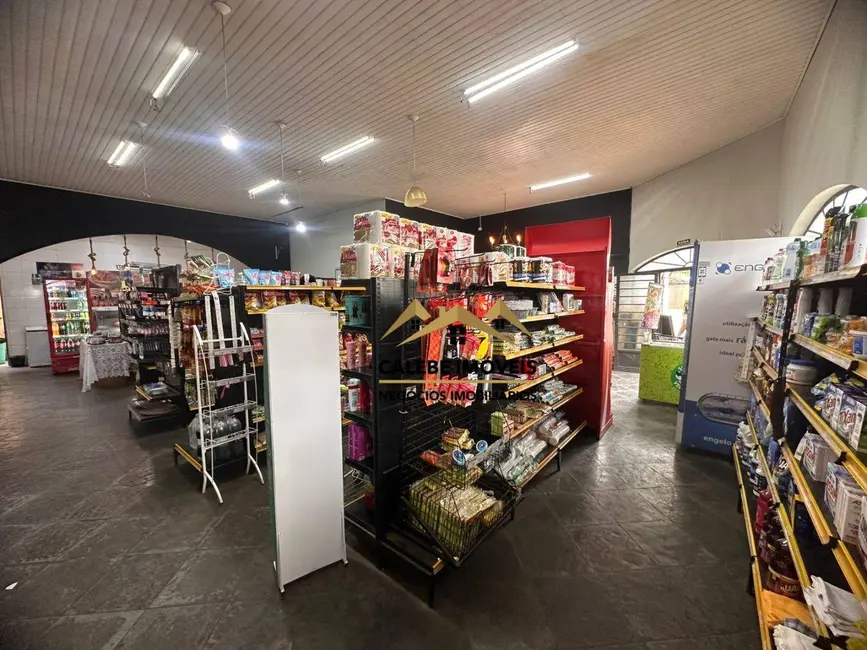 Foto 4 de Loja à venda, 200m2 em Loteamento Modena, Tatui - SP