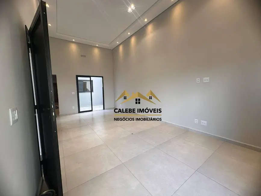 Foto 3 de Casa de Condomínio com 3 quartos à venda, 175m2 em Tatui - SP