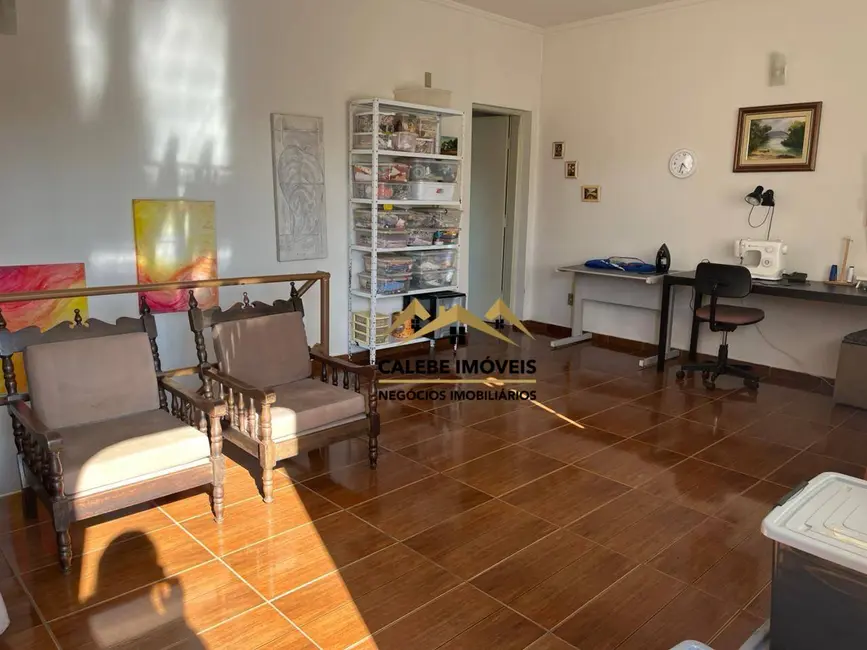 Foto 5 de Casa com 3 quartos à venda, 250m2 em Chácara Junqueira, Tatui - SP