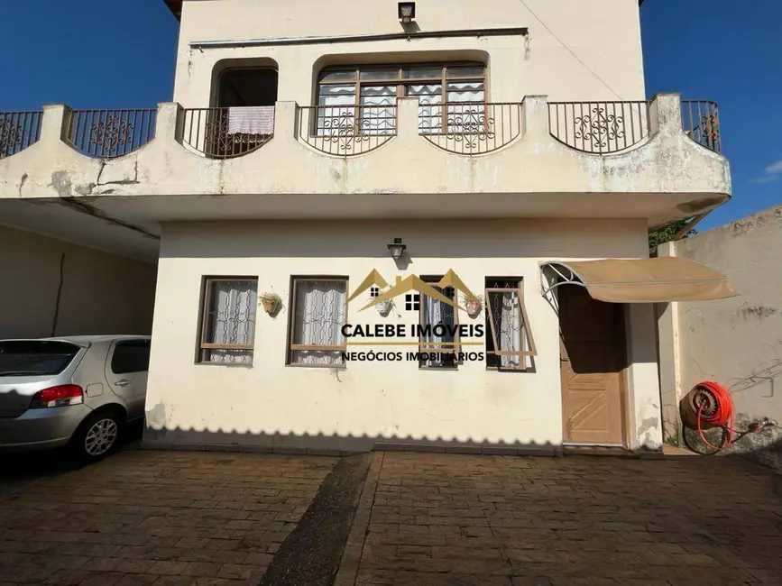 Foto 2 de Casa com 3 quartos à venda, 250m2 em Chácara Junqueira, Tatui - SP