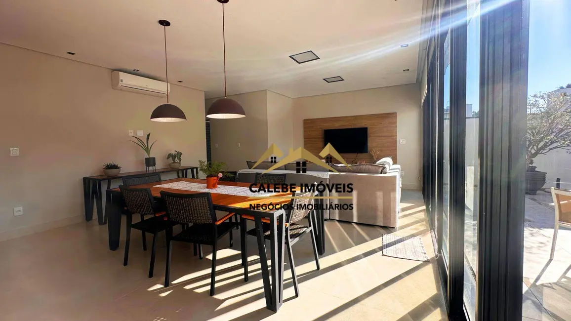 Foto 5 de Casa de Condomínio com 3 quartos à venda, 600m2 em Parque Residencial São Marcos, Tatui - SP