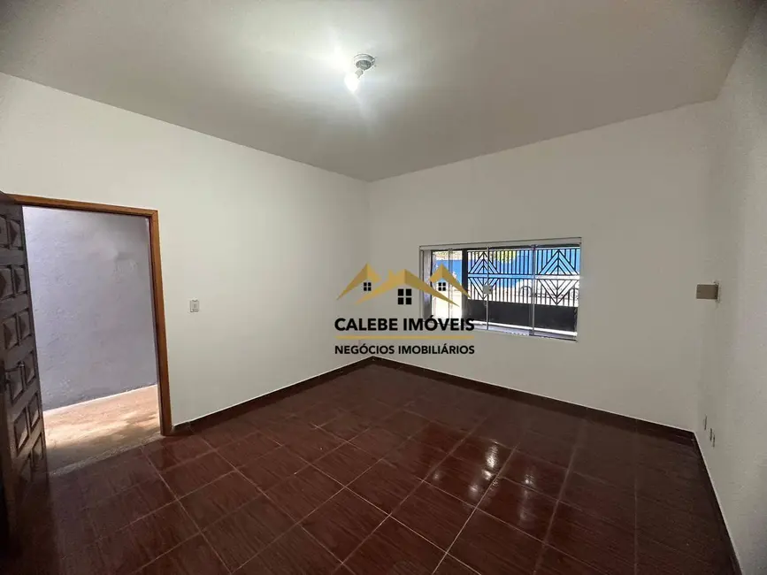 Foto 4 de Casa com 2 quartos à venda, 150m2 em Europark, Tatui - SP