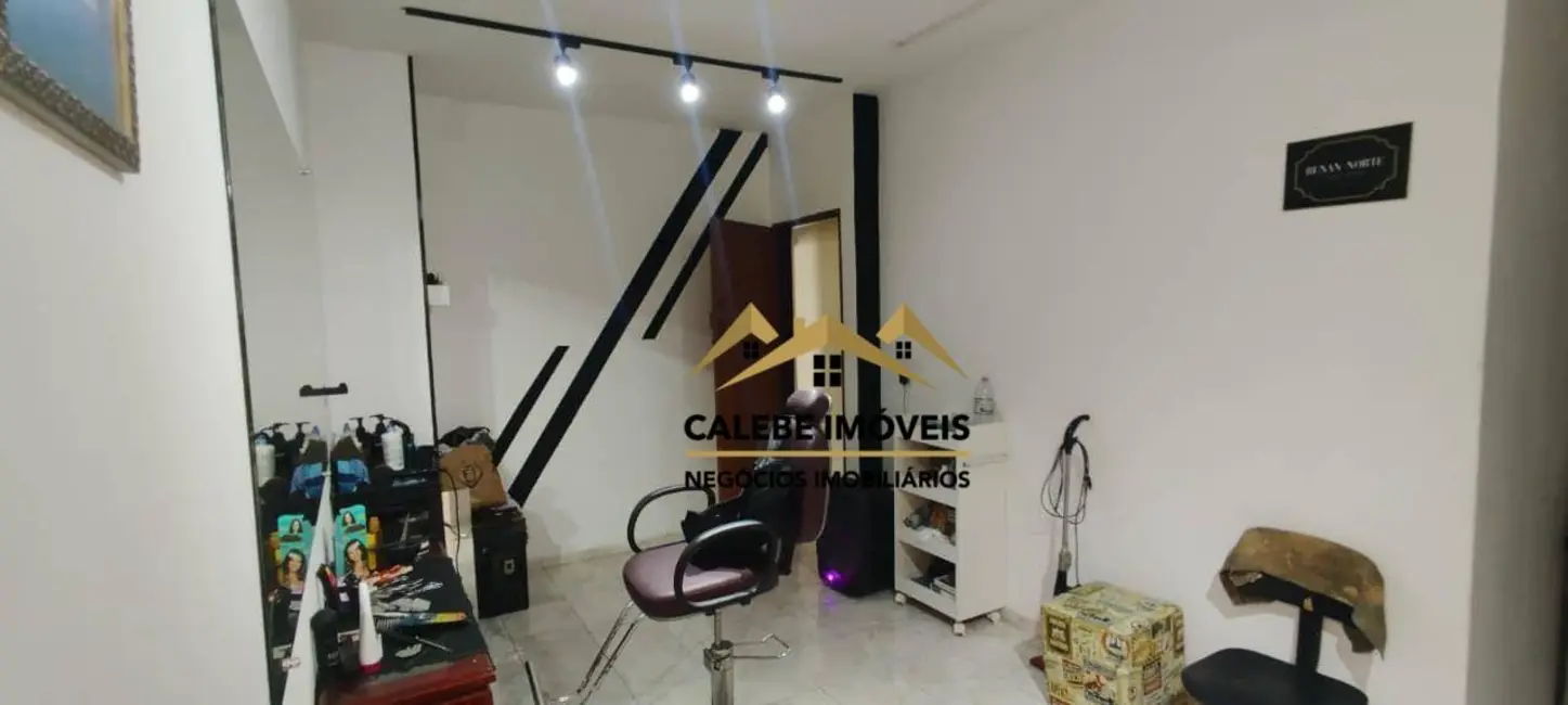 Foto 3 de Casa com 4 quartos à venda, 125m2 em Jardim Rosa Garcia, Tatui - SP