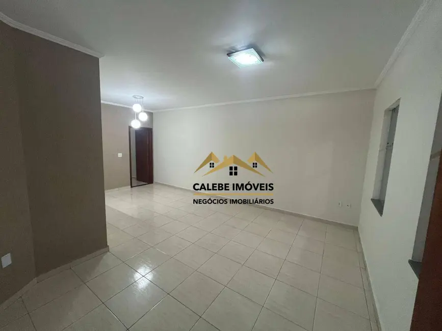 Foto 4 de Casa com 2 quartos à venda, 150m2 em Jardim Planalto, Tatui - SP