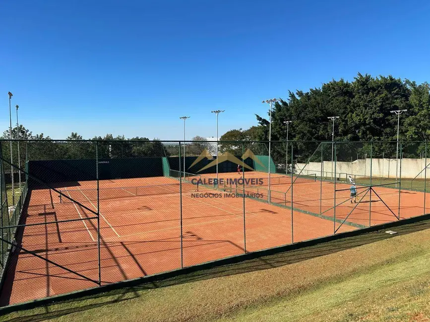 Foto 2 de Terreno / Lote à venda, 360m2 em Tatui - SP