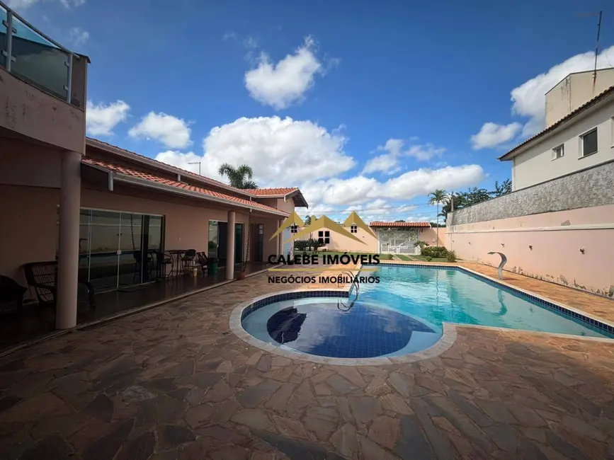 Casa de Condomínio com 4 quartos à venda, 900m2 em Residencial Ecopark, Tatui - SP - imagem 3 Foto 3 de Casa de Condomínio com 4 quartos à venda, 900m2 em Residencial Ecopark, Tatui - SP