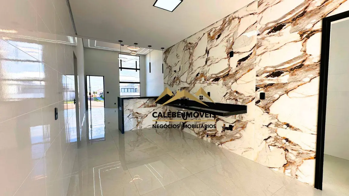 Foto 4 de Casa de Condomínio com 3 quartos à venda, 360m2 em Tatui - SP