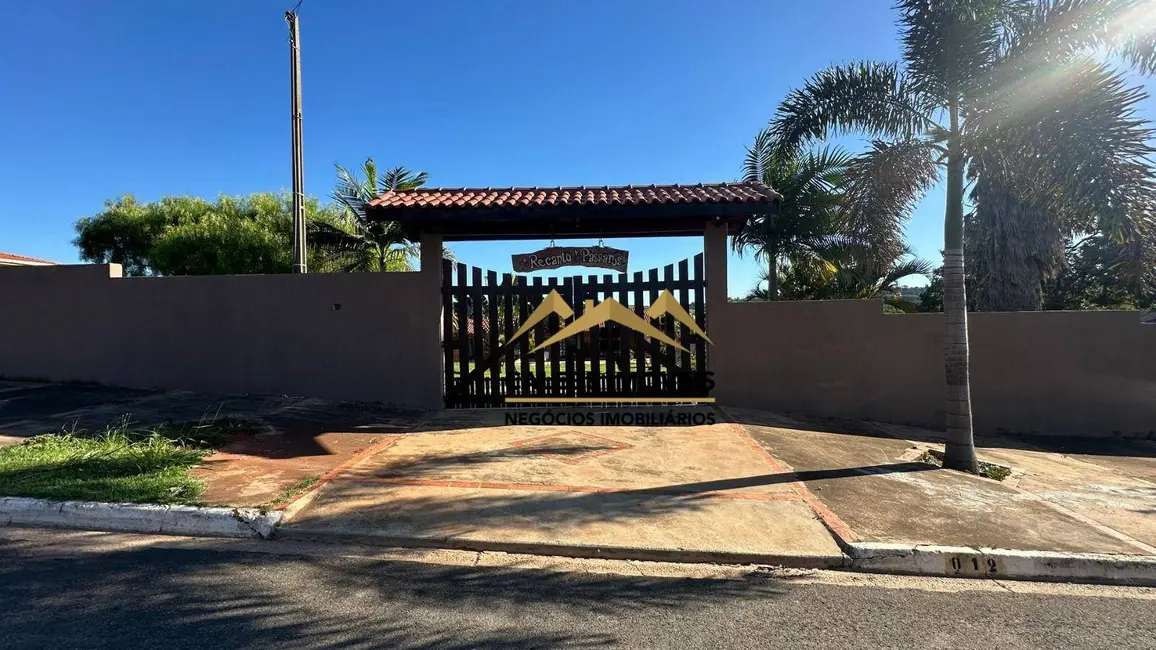 Foto 1 de Chácara com 3 quartos à venda, 1813m2 em Residencial Ecopark, Tatui - SP