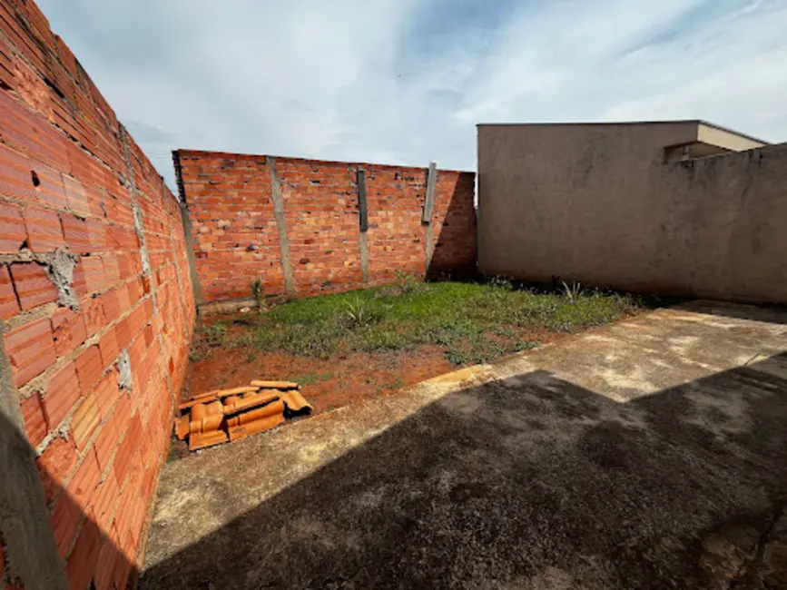 Casa com 2 quartos à venda, 176m2 em Tatui - SP - imagem 8 Foto 8 de Casa com 2 quartos à venda, 176m2 em Tatui - SP