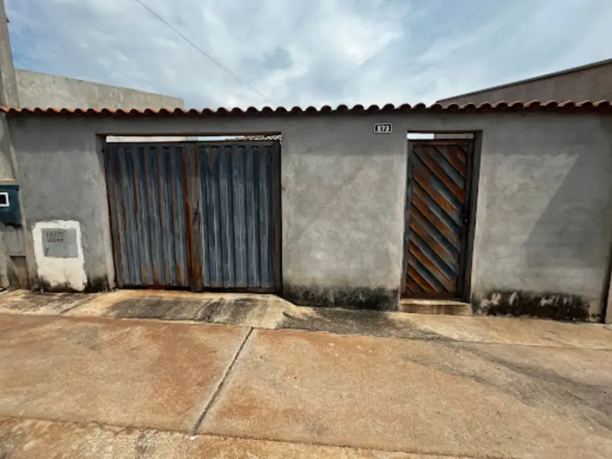 Casa com 2 quartos à venda, 176m2 em Tatui - SP - imagem 2 Foto 2 de Casa com 2 quartos à venda, 176m2 em Tatui - SP