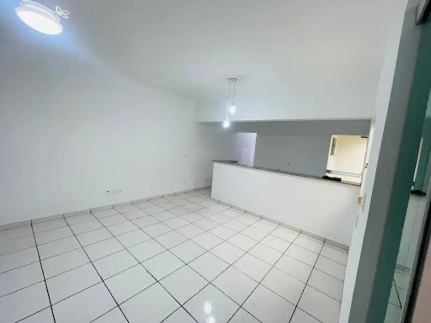Foto 3 de Casa com 2 quartos à venda, 150m2 em Jardim Andrea Ville, Tatui - SP
