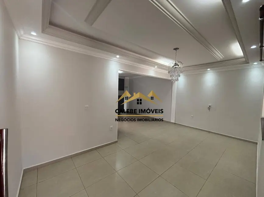 Foto 2 de Casa com 3 quartos à venda, 180m2 em Jardim Mantovani, Tatui - SP