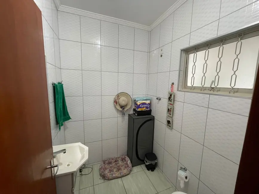 Foto 9 de Casa com 2 quartos à venda, 156m2 em Village Engenheiro Campos, Tatui - SP