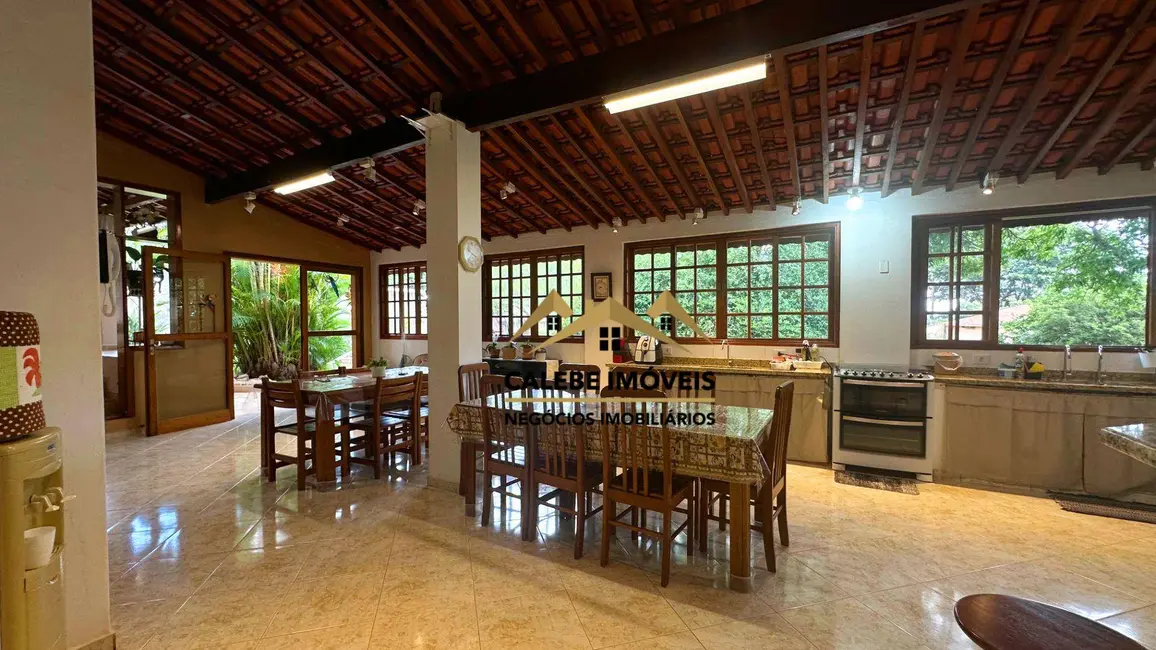 Foto 8 de Chácara com 3 quartos à venda, 2000m2 em Jardim Bela Vista, Tatui - SP
