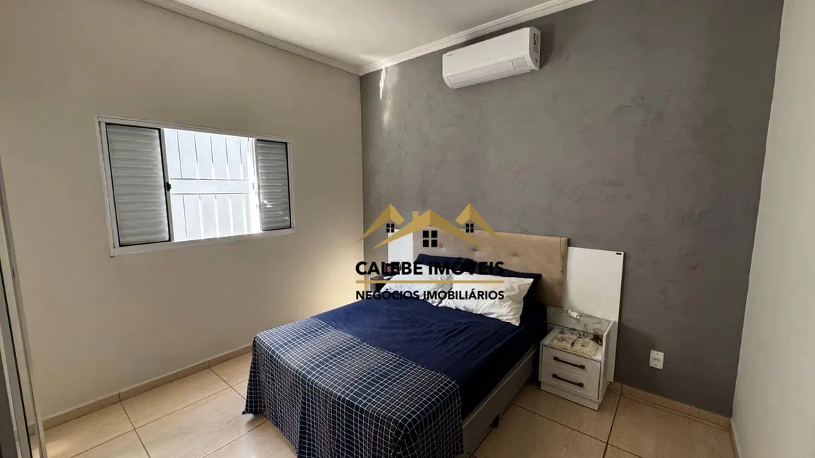 Foto 9 de Casa com 2 quartos à venda, 150m2 em Jardim Mantovani, Tatui - SP