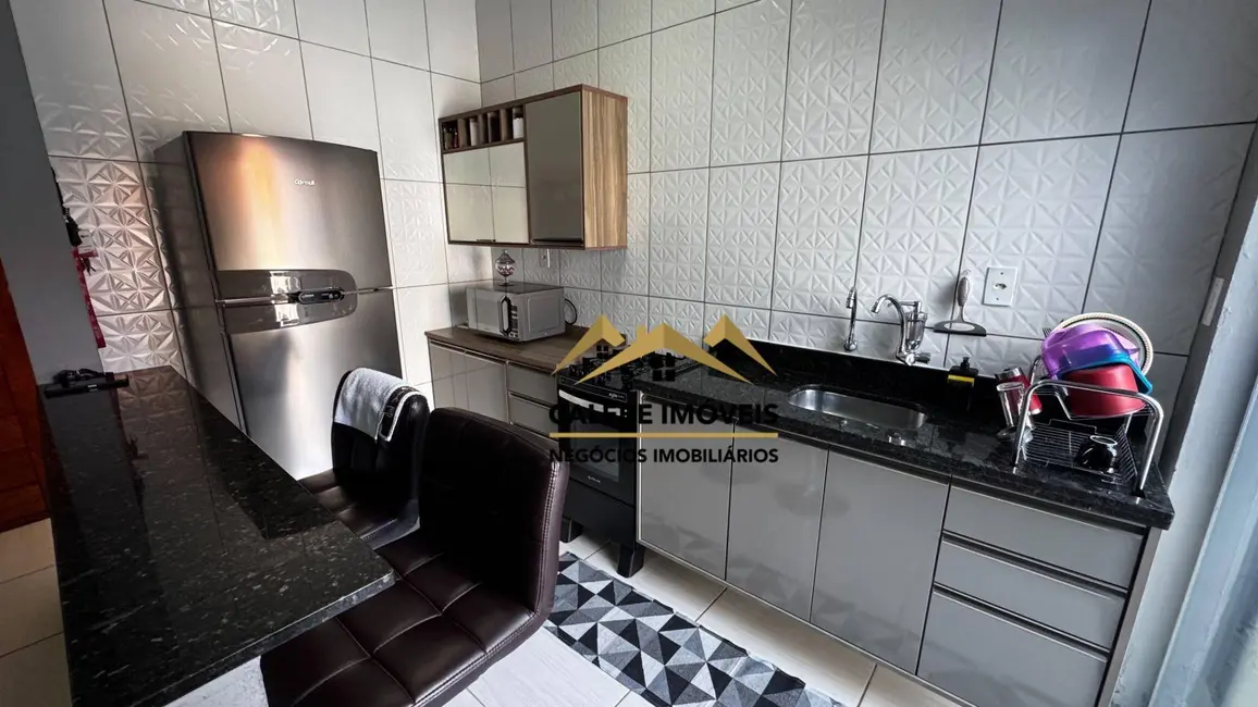 Foto 6 de Casa com 2 quartos à venda, 150m2 em Jardim Mantovani, Tatui - SP