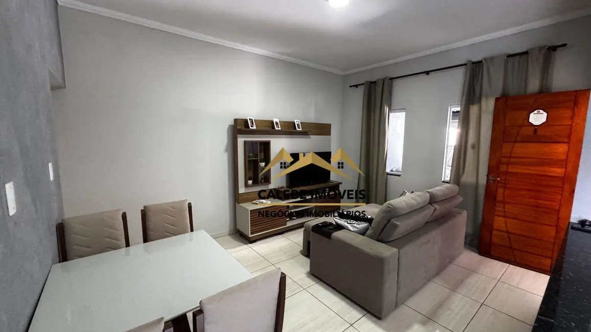 Foto 4 de Casa com 2 quartos à venda, 150m2 em Jardim Mantovani, Tatui - SP