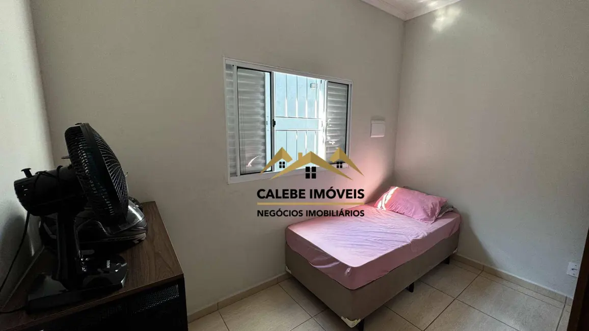 Foto 8 de Casa com 2 quartos à venda, 150m2 em Jardim Mantovani, Tatui - SP