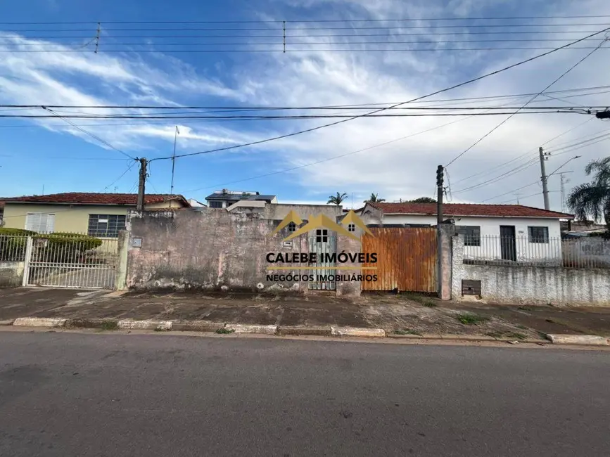 Foto 2 de Terreno / Lote à venda, 250m2 em Chácara Junqueira, Tatui - SP