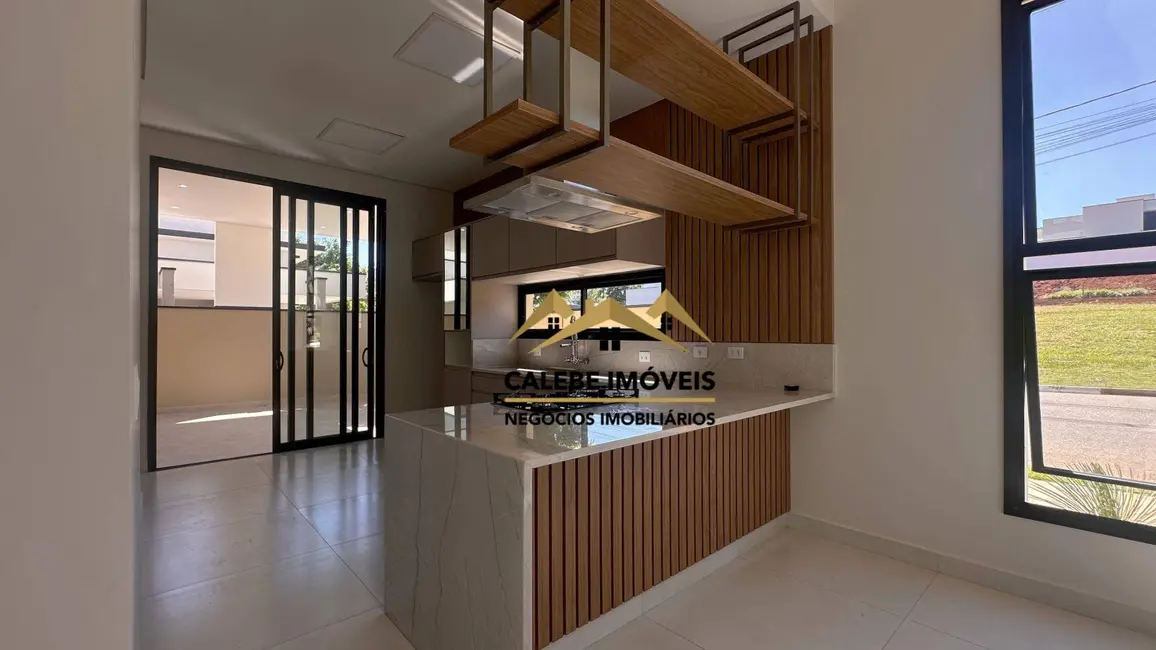 Foto 4 de Casa de Condomínio com 3 quartos à venda, 207m2 em Tatui - SP