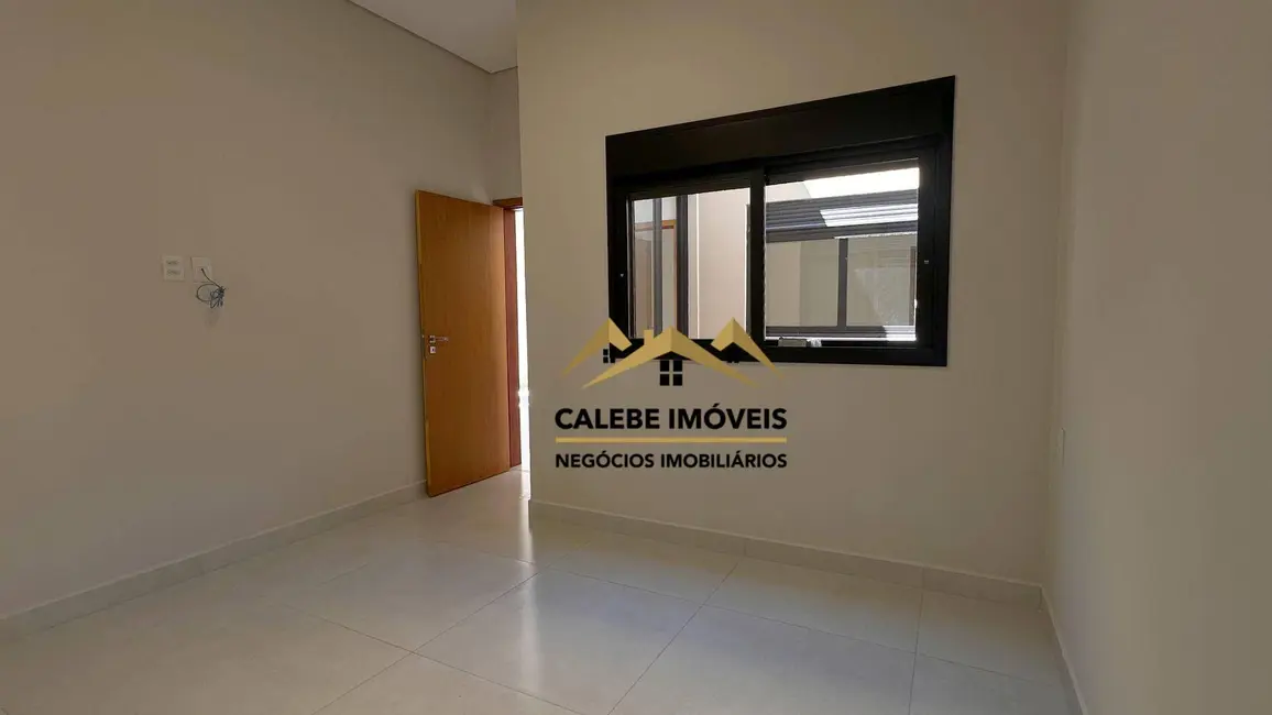Foto 9 de Casa de Condomínio com 3 quartos à venda, 207m2 em Tatui - SP