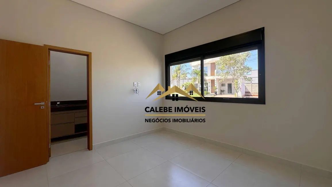 Foto 6 de Casa de Condomínio com 3 quartos à venda, 207m2 em Tatui - SP