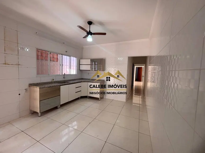 Foto 8 de Casa com 3 quartos à venda, 140m2 em Chácara Junqueira, Tatui - SP