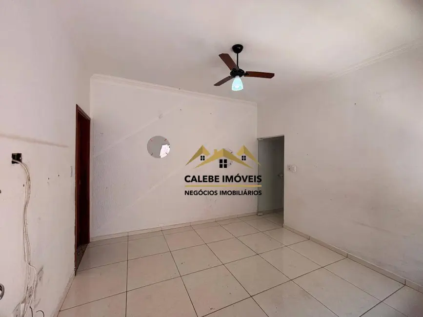 Foto 5 de Casa com 3 quartos à venda, 140m2 em Chácara Junqueira, Tatui - SP