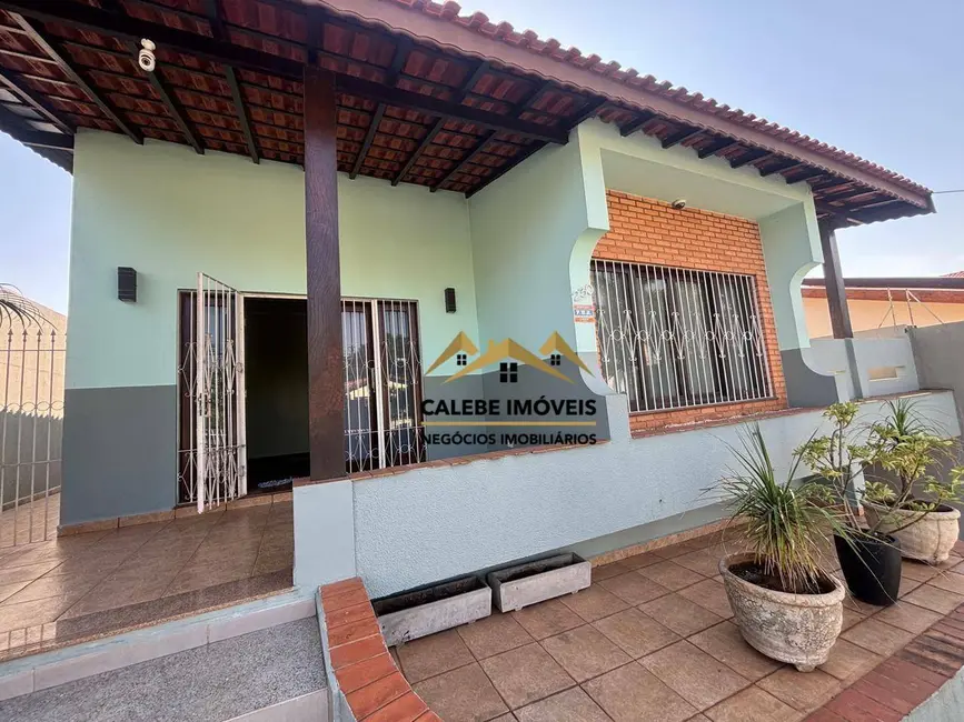 Foto 4 de Casa com 5 quartos à venda, 306m2 em Nova Tatuí, Tatui - SP