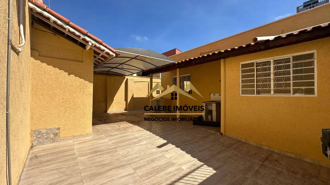 Foto 7 de Casa com 4 quartos à venda, 235m2 em Centro, Tatui - SP