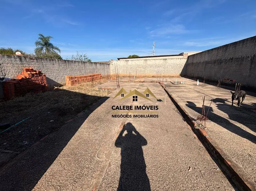 Foto 2 de Terreno / Lote à venda, 438m2 em Jardim Nossa Senhora de Fátima, Tatui - SP