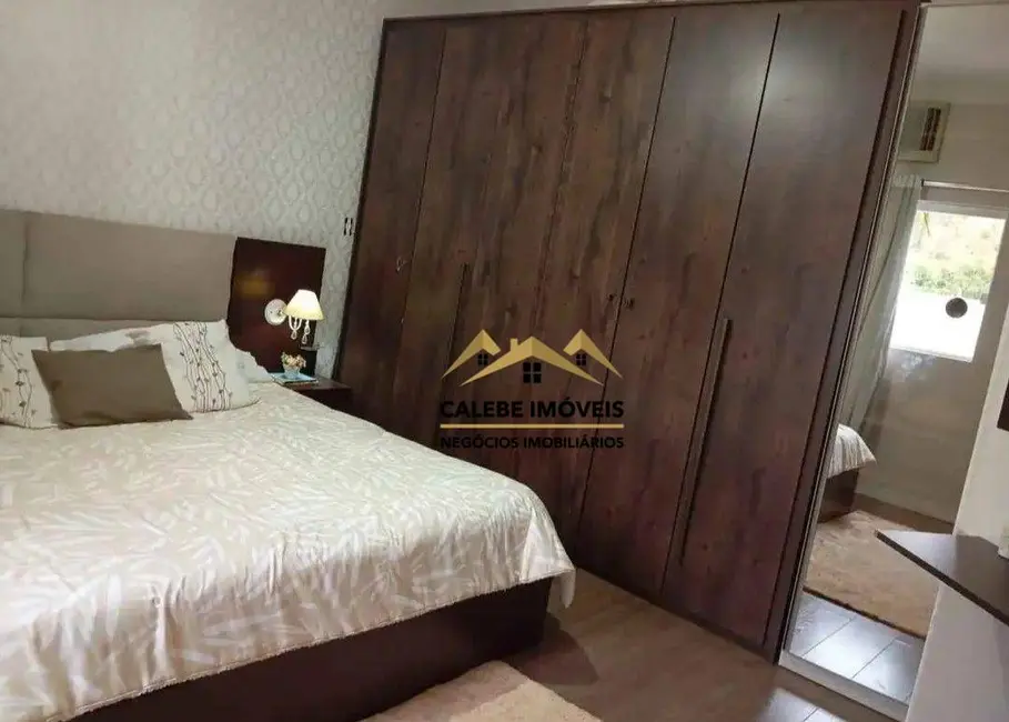 Chácara com 2 quartos à venda, 3100m2 em Enxovia, Tatui - SP - imagem 6 Foto 6 de Chácara com 2 quartos à venda, 3100m2 em Enxovia, Tatui - SP