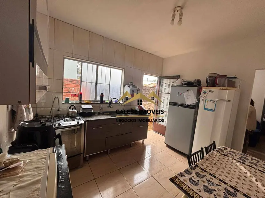 Foto 6 de Casa com 3 quartos à venda, 125m2 em Jardim Nossa Senhora de Fátima, Tatui - SP