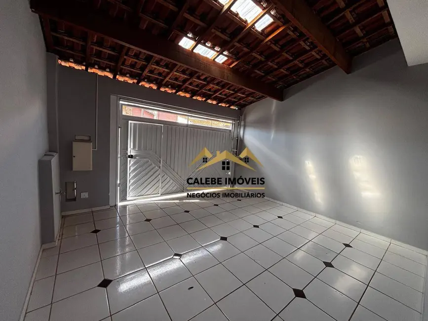 Foto 2 de Casa com 2 quartos à venda, 129m2 em Parque Santa Maria, Tatui - SP