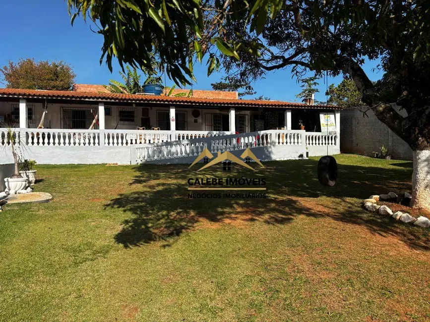 Foto 3 de Chácara com 3 quartos à venda, 1000m2 em Jardim Gramado, Tatui - SP