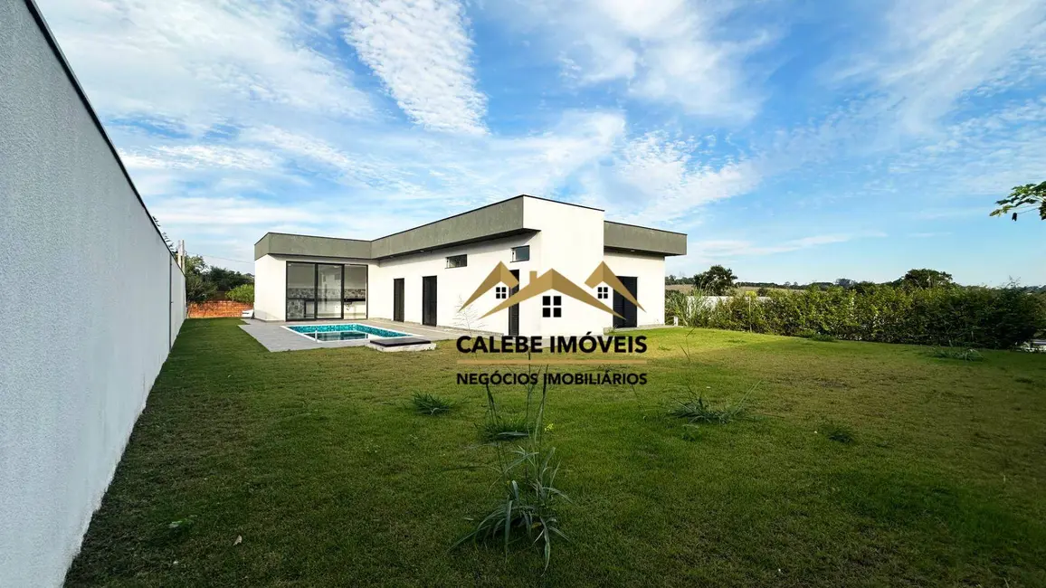 Foto 2 de Casa de Condomínio com 2 quartos à venda, 800m2 em Aracoiaba Da Serra - SP