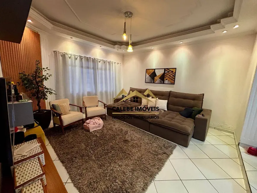 Foto 2 de Sobrado com 4 quartos à venda, 166m2 em Jardim Manoel de Abreu, Tatui - SP
