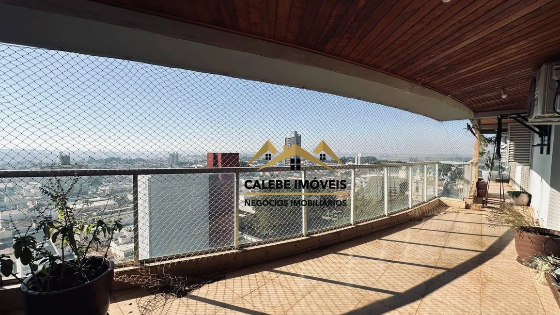 Apartamento com 3 quartos à venda, 308m2 em Centro, Tatui - SP - imagem 1 Foto 1 de Apartamento com 3 quartos à venda, 308m2 em Centro, Tatui - SP