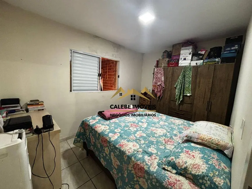 Foto 4 de Casa de Condomínio com 2 quartos à venda, 132m2 em Lagoa Vermelha, Tatui - SP